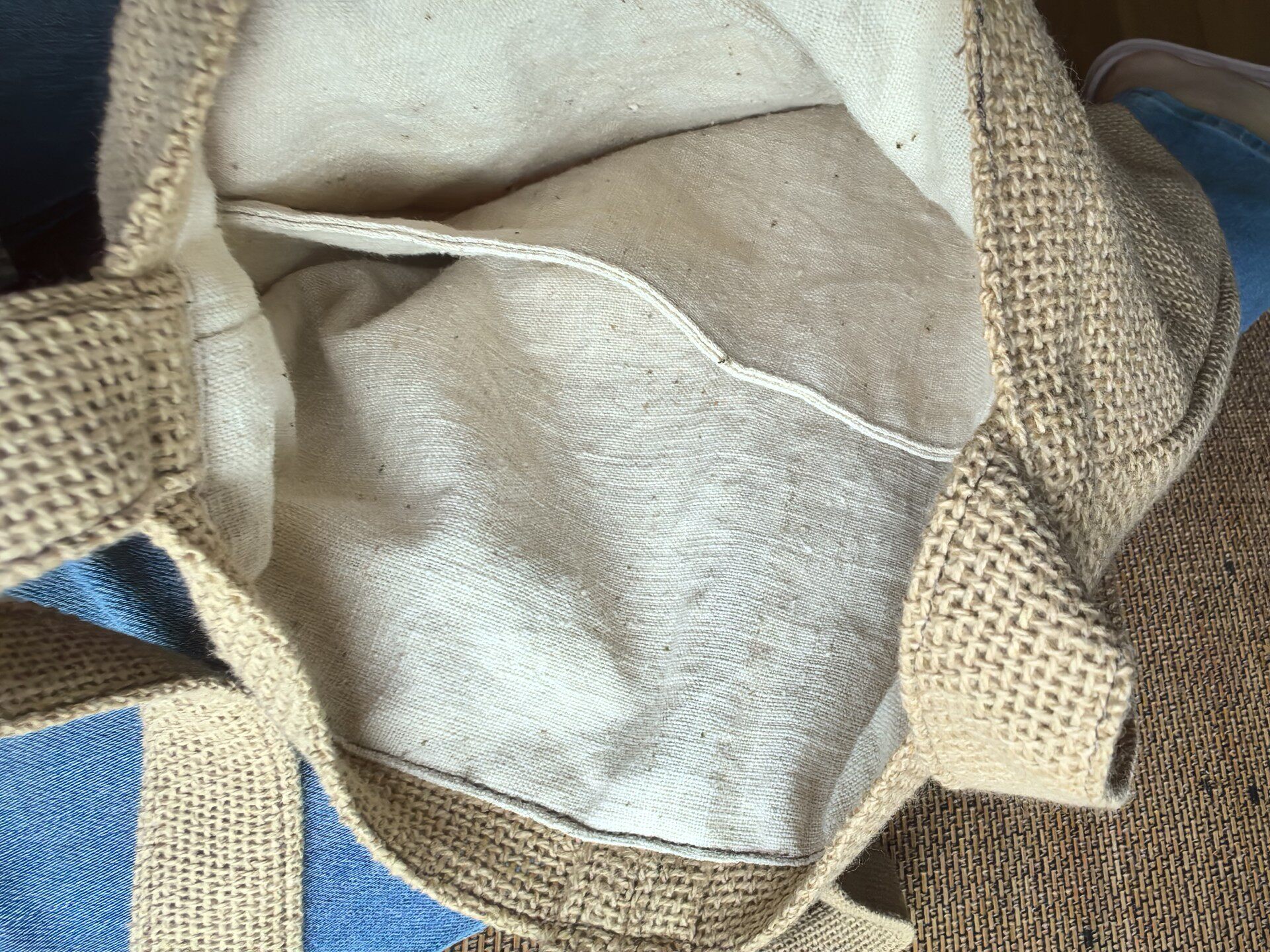 BAG001