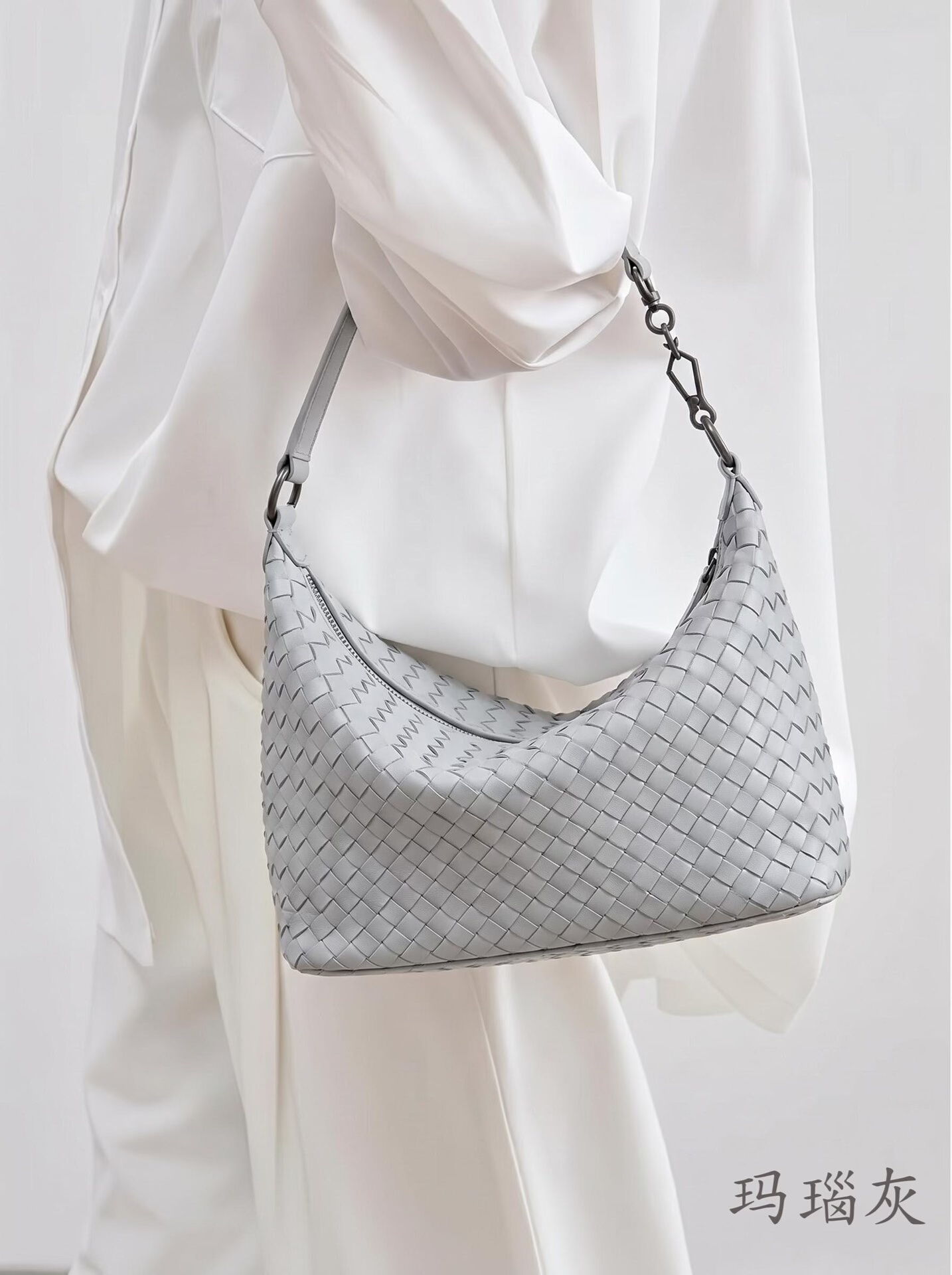 BAG002