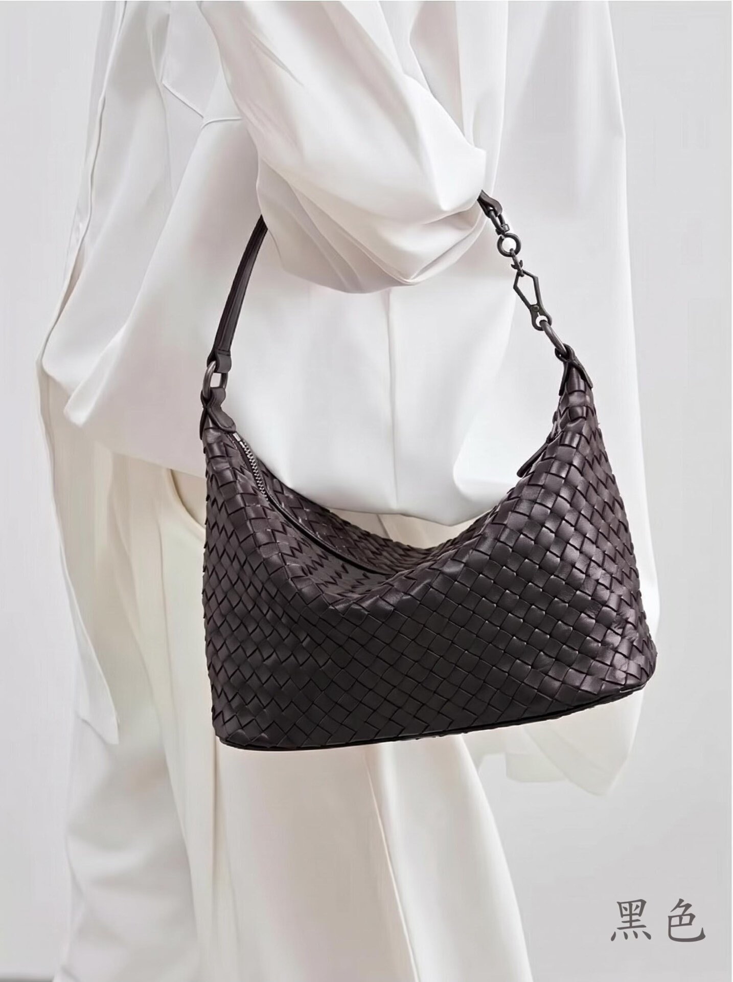 BAG002