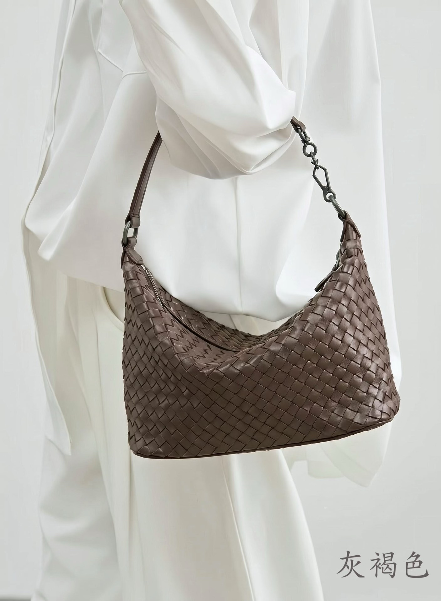 BAG002