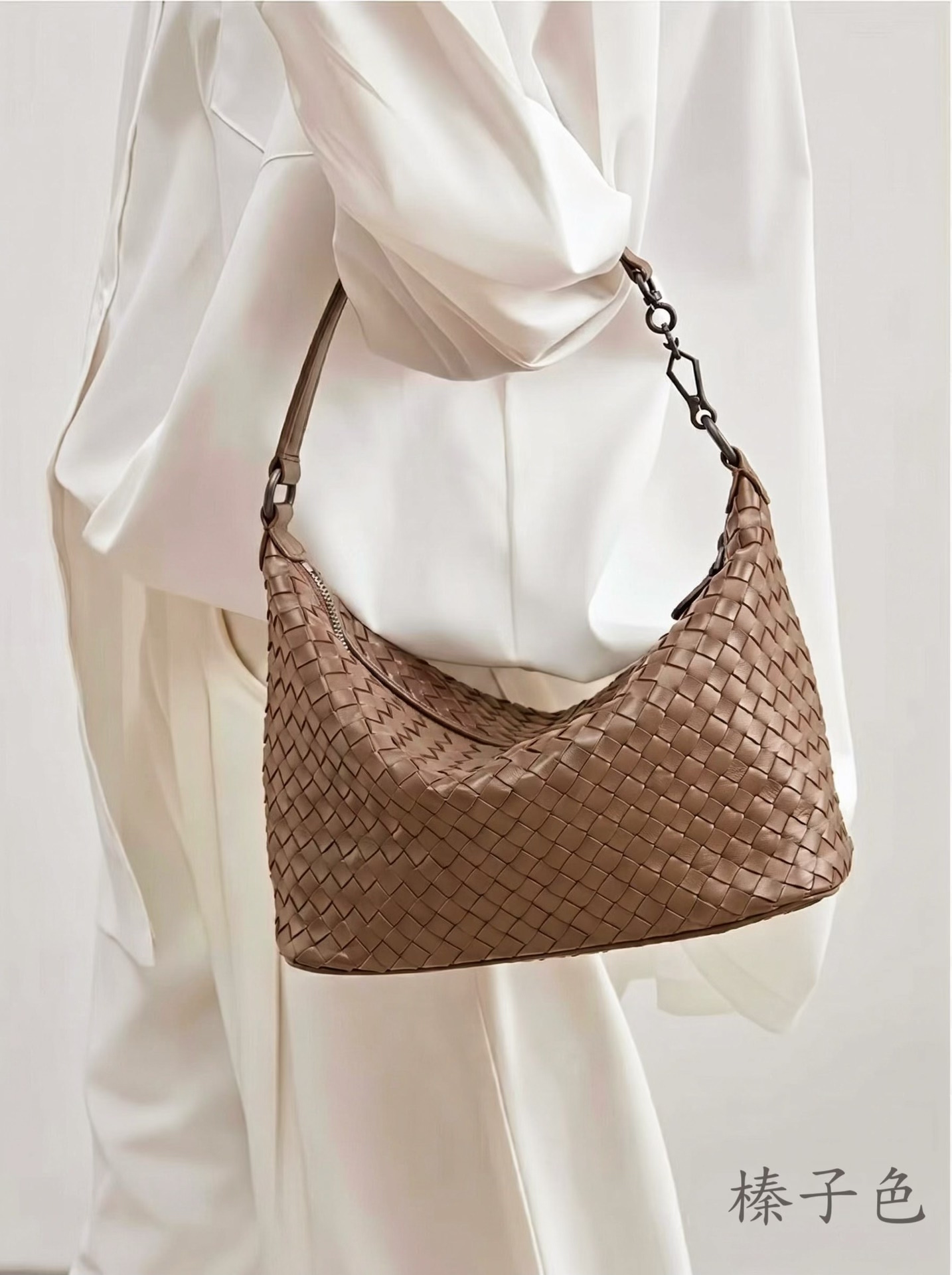 BAG002